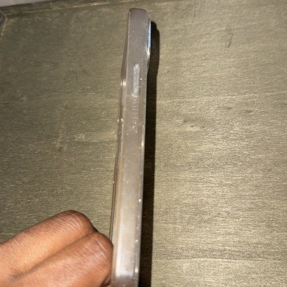 Otterbox iPhone case - Picture 3 of 4